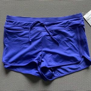 NWT Athleta Kata Surge lined running shorts